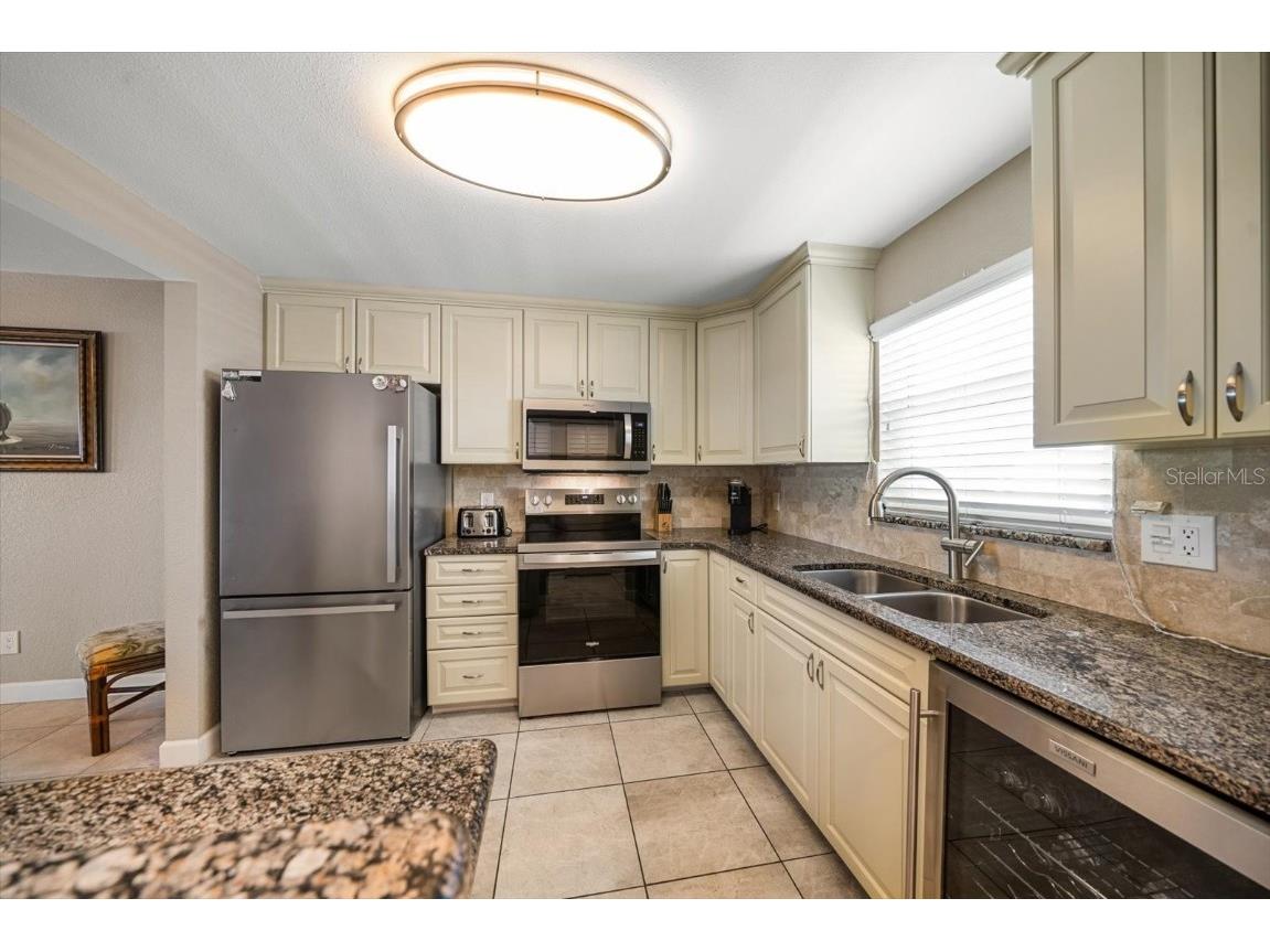 1230 Gulf Boulevard #402 Clearwater Beach FL 33767 TB8331633 image15