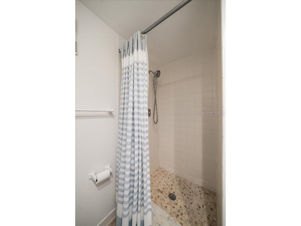 1230 Gulf Boulevard #402 Clearwater Beach FL 33767 TB8331633 image31
