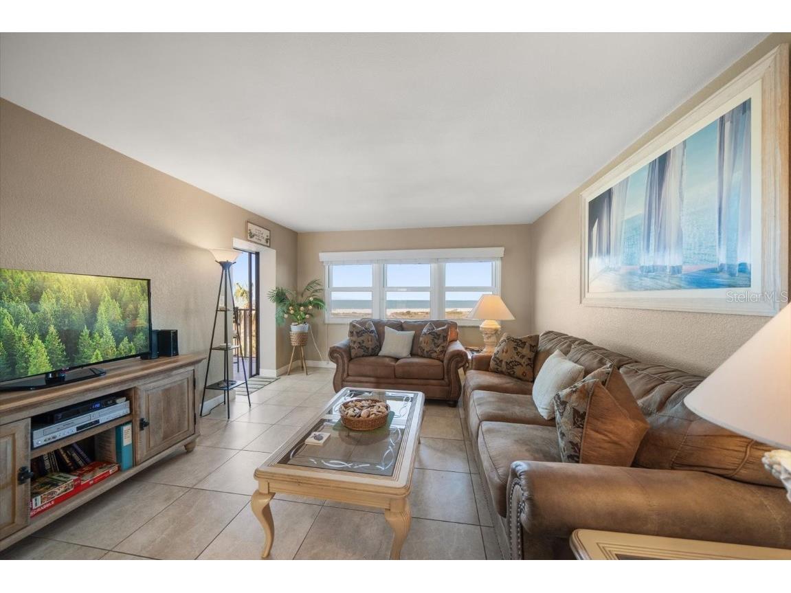 1230 Gulf Boulevard #402 Clearwater Beach FL 33767 TB8331633 image9