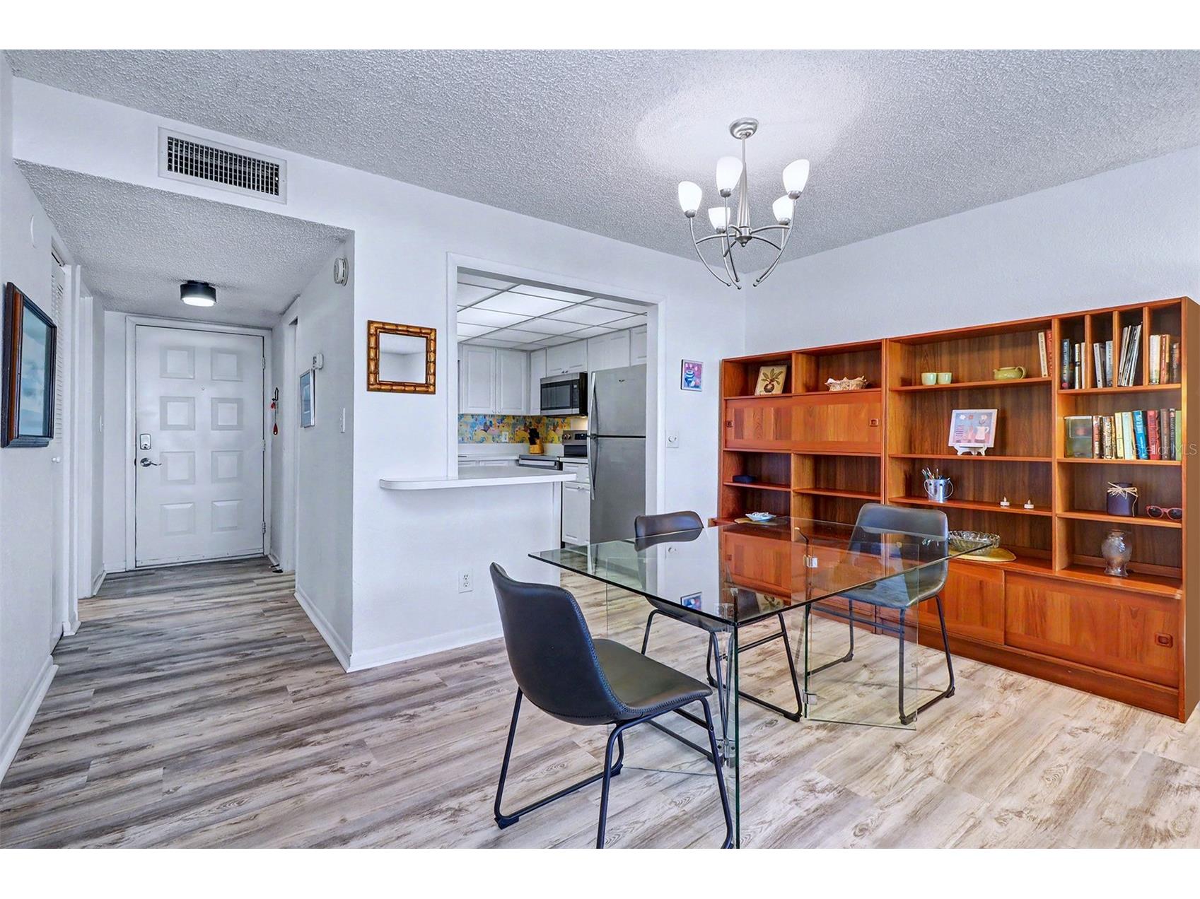 1230 Gulf Boulevard #404 Clearwater Beach FL 33767 - GULF TB8501366 image11