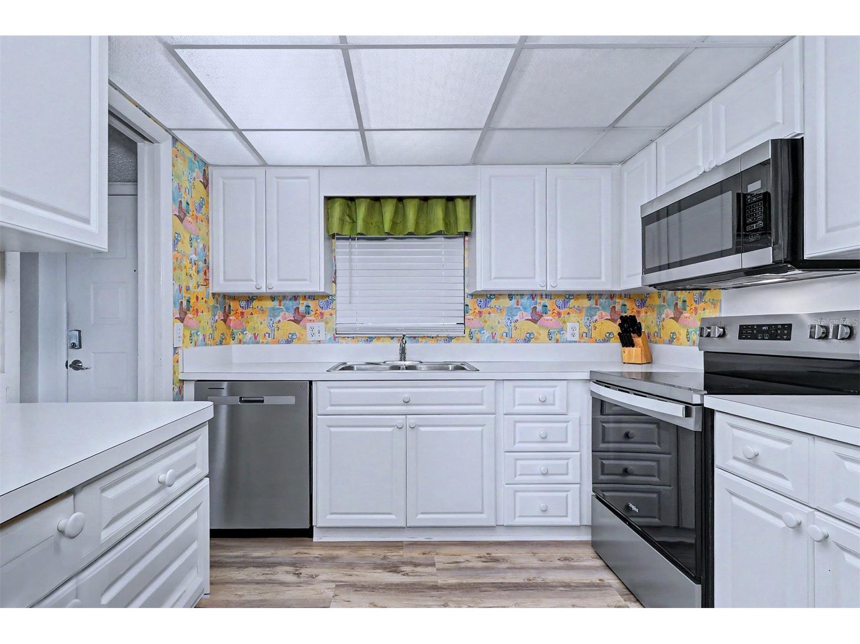 1230 Gulf Boulevard #404 Clearwater Beach FL 33767 - GULF TB8501366 image14