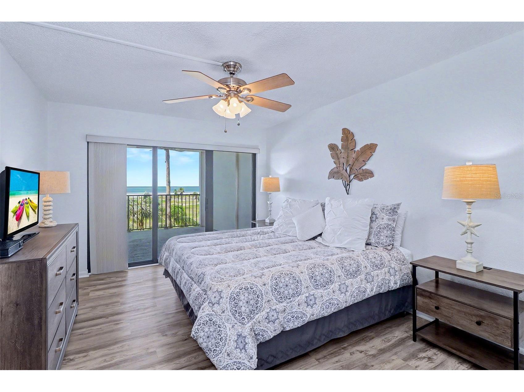 1230 Gulf Boulevard #404 Clearwater Beach FL 33767 - GULF TB8501366 image18