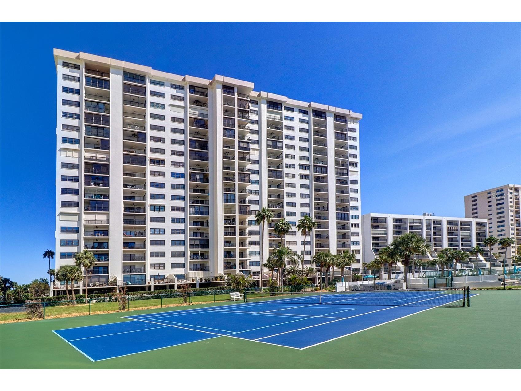 1230 Gulf Boulevard #404 Clearwater Beach FL 33767 - GULF TB8501366 image2