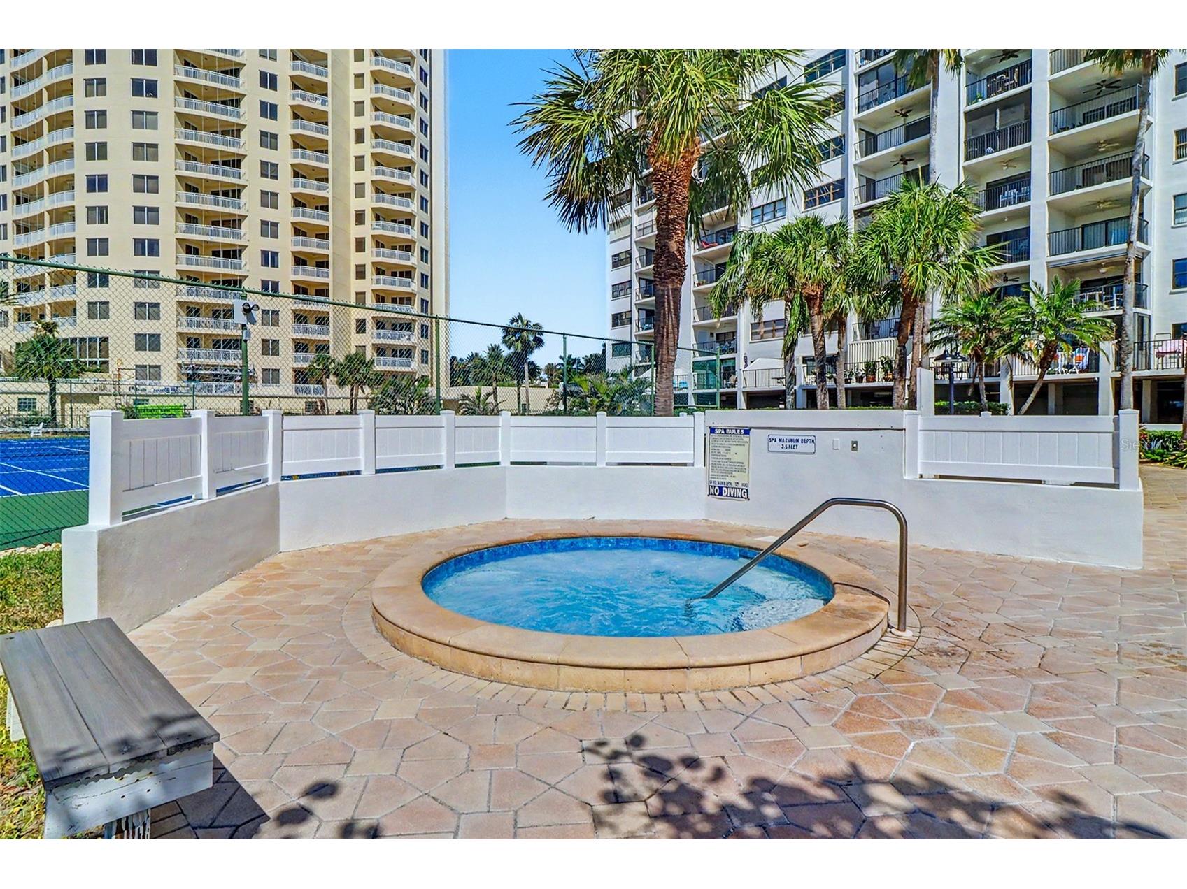 1230 Gulf Boulevard #404 Clearwater Beach FL 33767 - GULF TB8501366 image29