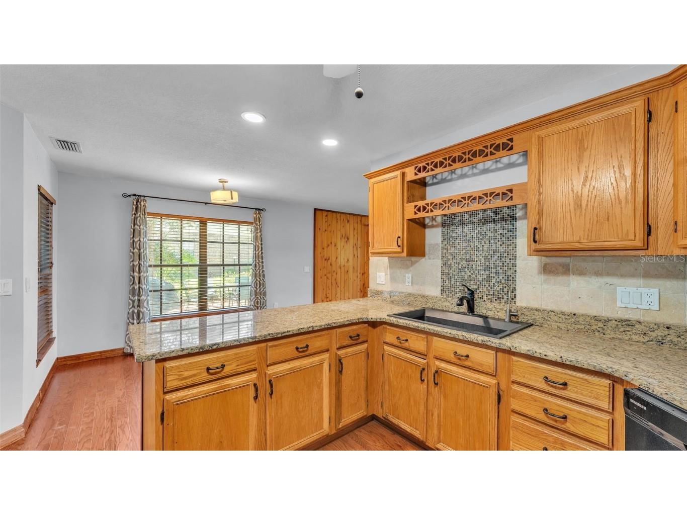 1230 Odoniel Loop S Lakeland FL 33809 L4954393 image14