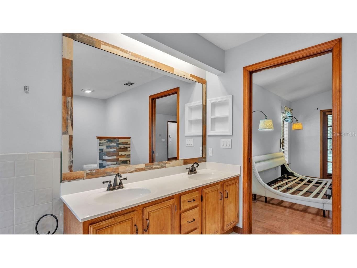 1230 Odoniel Loop S Lakeland FL 33809 L4954393 image28