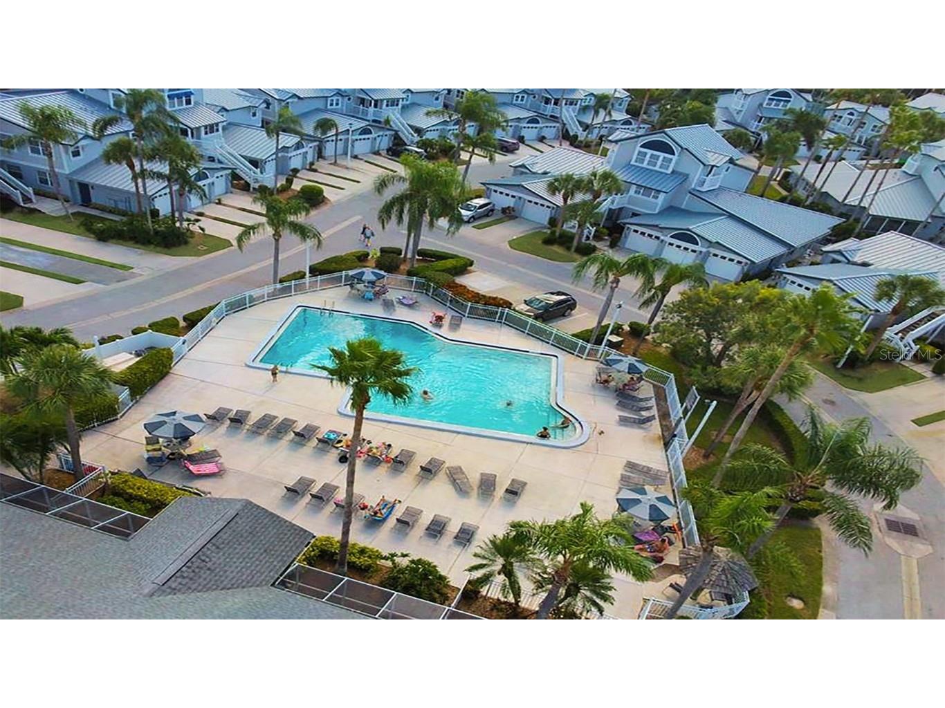 1230 Siesta Bayside Drive #1230-D Sarasota FL 34242 A4589587 image1