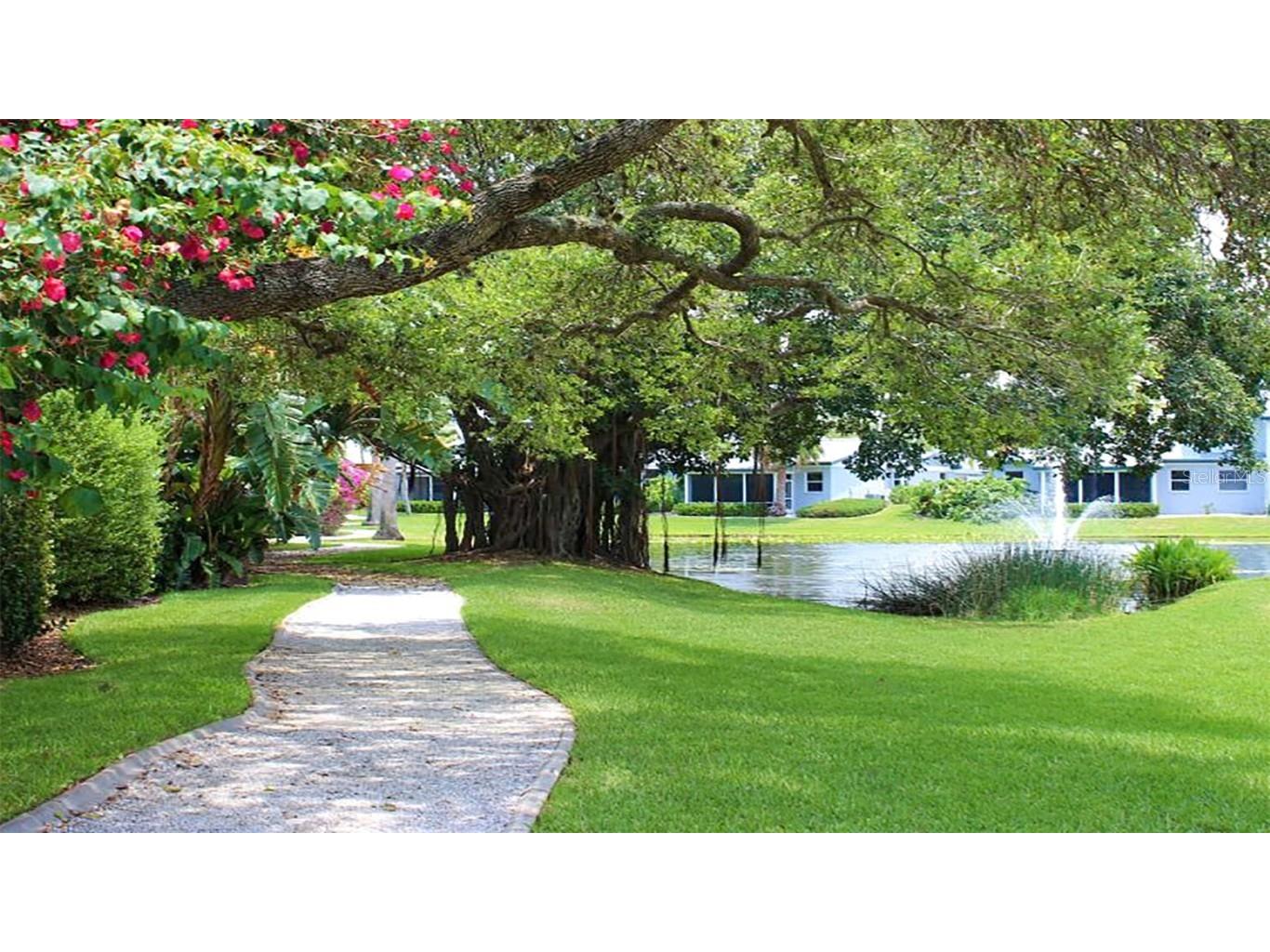 1230 Siesta Bayside Drive #1230-D Sarasota FL 34242 A4589587 image19