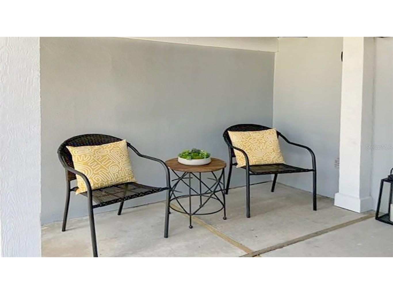 1230 Siesta Bayside Drive #1230-D Sarasota FL 34242 A4589587 image3