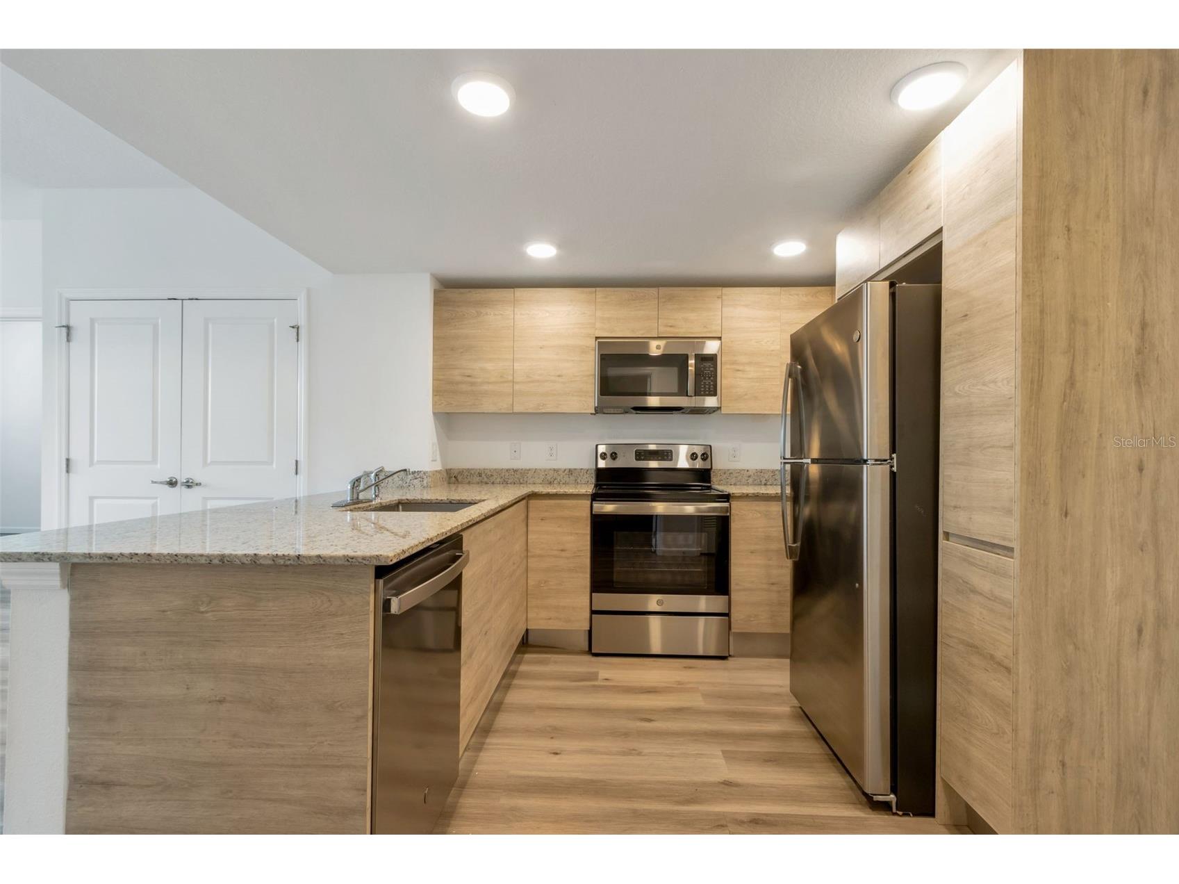 1230 Southstation Place #104 Orlando FL 32809 O6422254 image7
