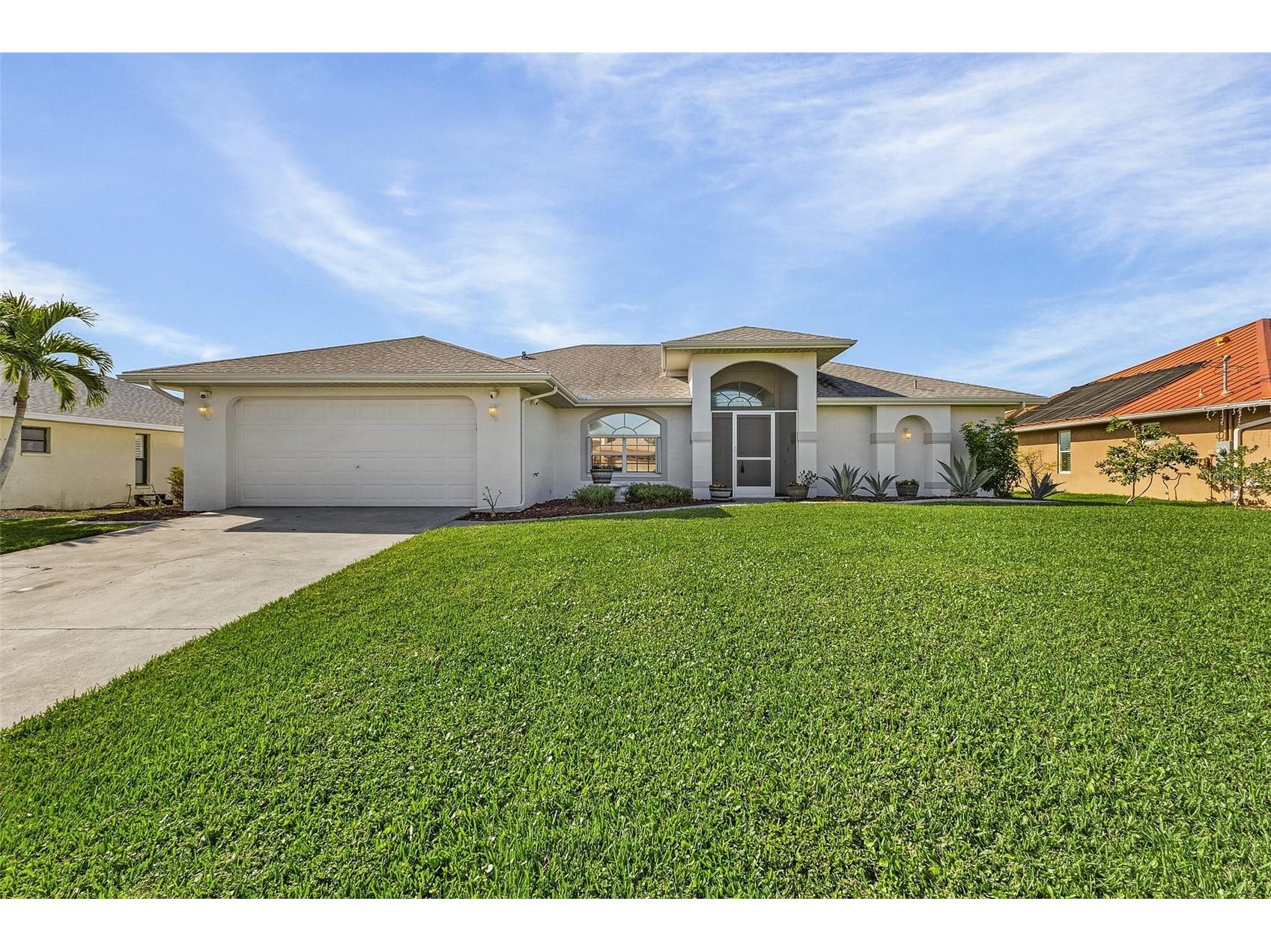 1230 SW 4th Avenue Cape Coral FL 33991 C7524613 image1