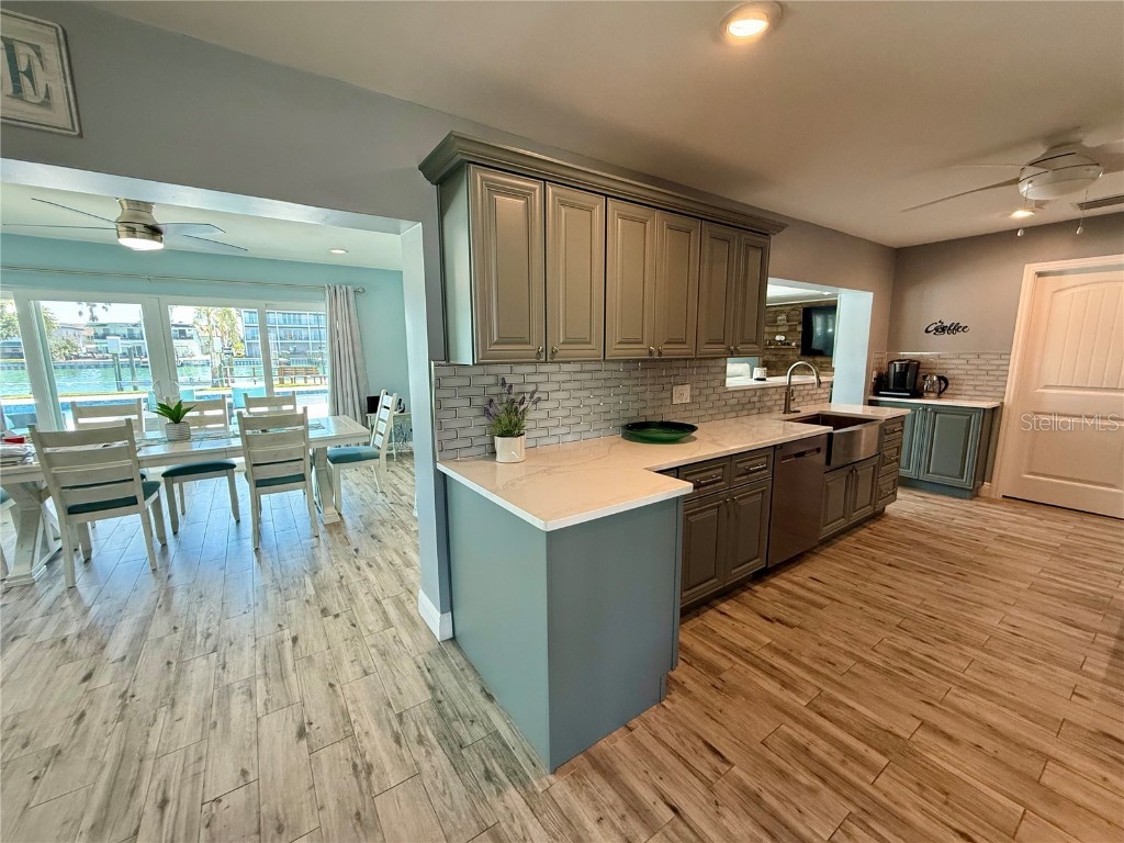 12300 4th Street E Treasure Island FL 33706 TB8390151 image21