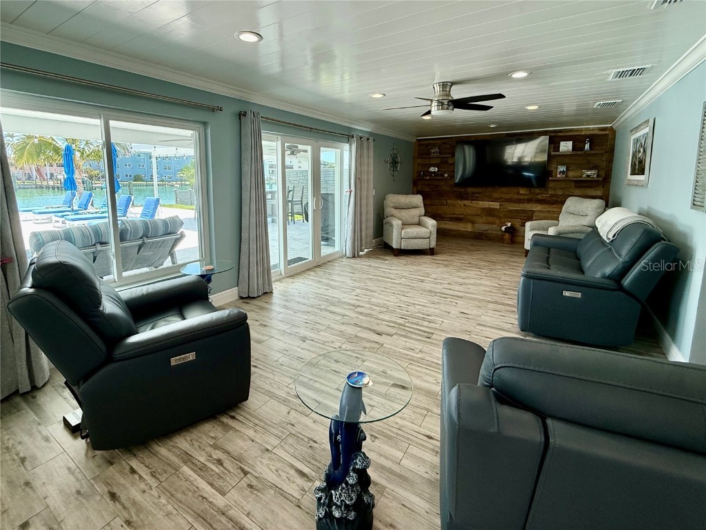 12300 4th Street E Treasure Island FL 33706 TB8390151 image31