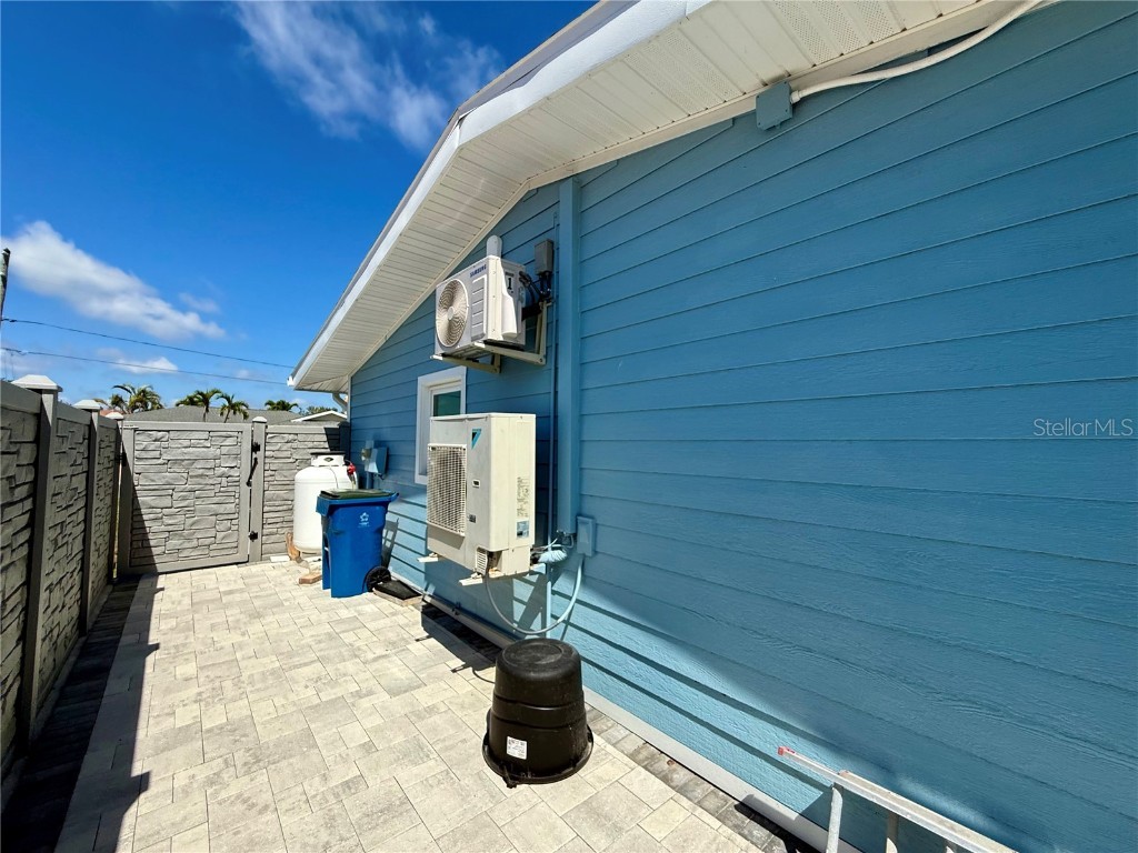 12300 4th Street E Treasure Island FL 33706 TB8390151 image81