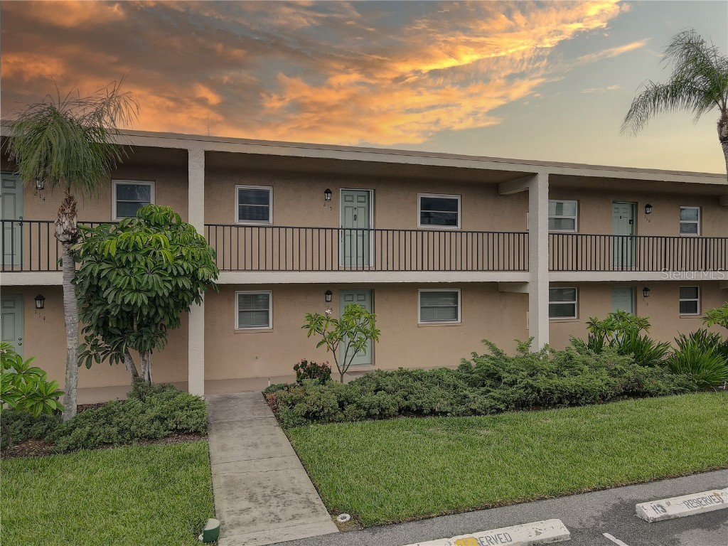 12300 Park Boulevard #115 Seminole FL 33772 U8252663 image1