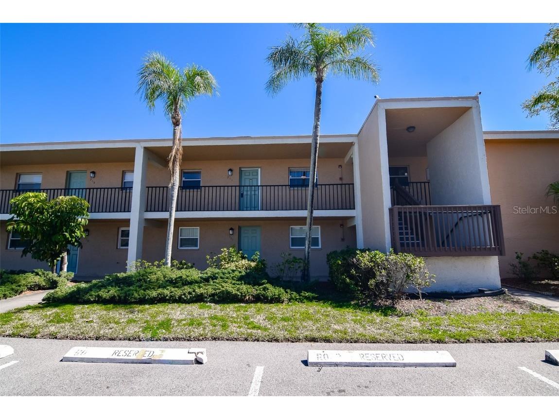 12300 Park Boulevard #211 Seminole FL 33772 U8231799 image1