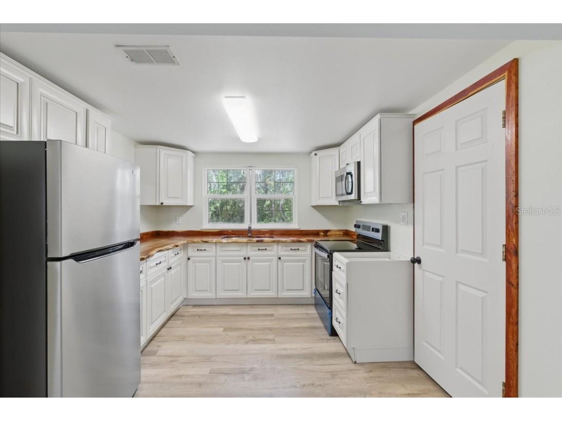 12301 Cedar Street Cedar Key FL 32625 W7875633 image13