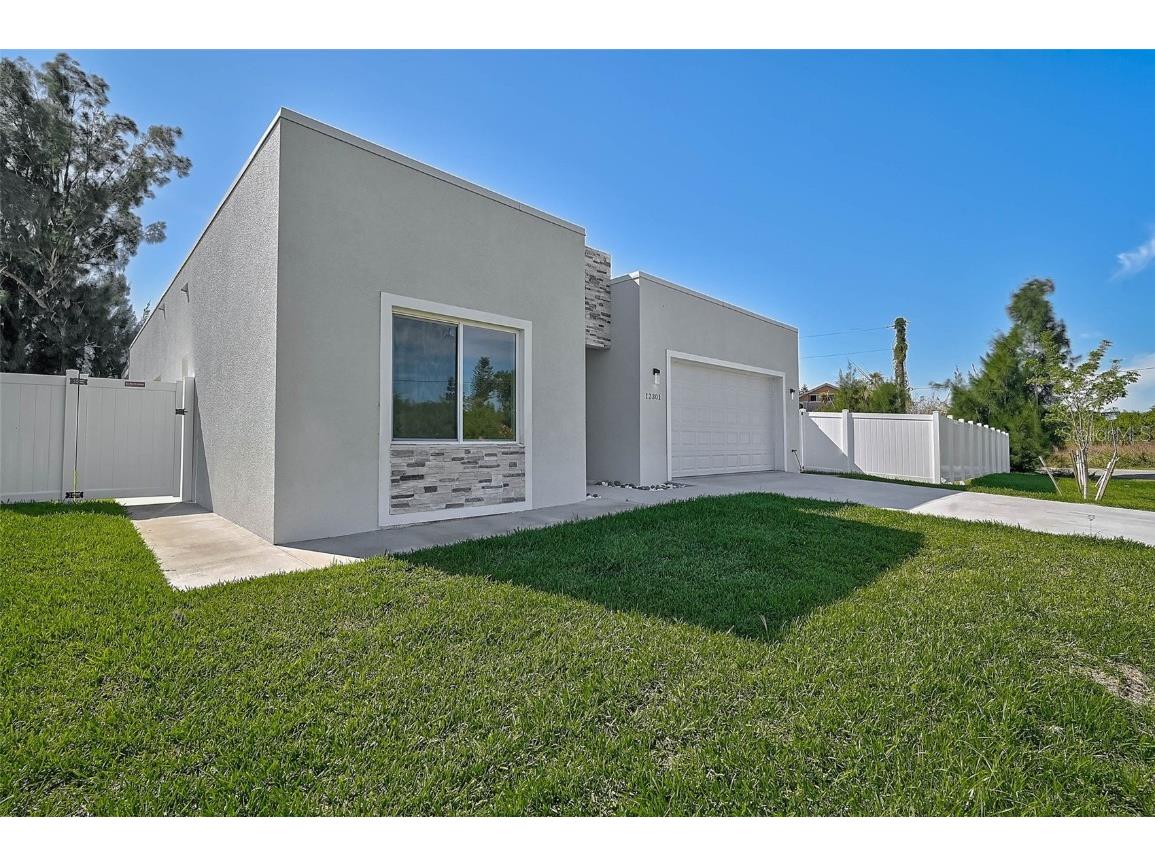 12301 Harland Street North Port FL 34287 A4670713 image1