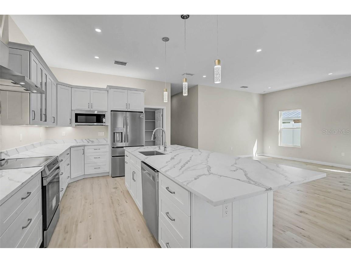 12301 Harland Street North Port FL 34287 A4670713 image7