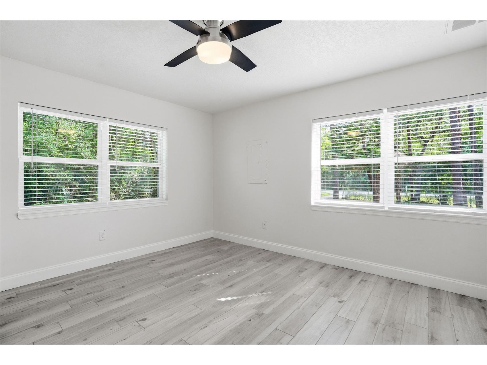 12301 Memorial Highway Tampa FL 33635 TB8499188 image17
