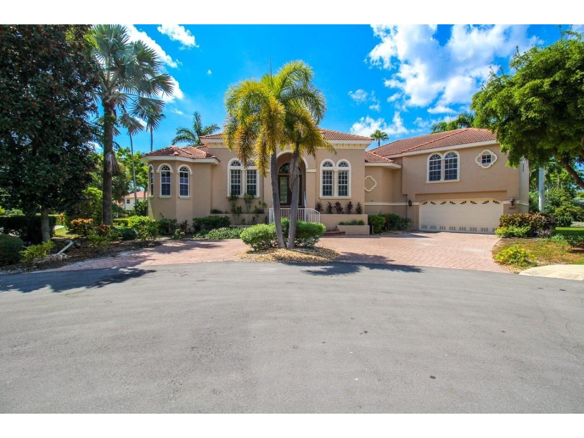 12302 Baypointe Terrace, Cortez, FL, 34215 MLS A4513834 Edina Realty