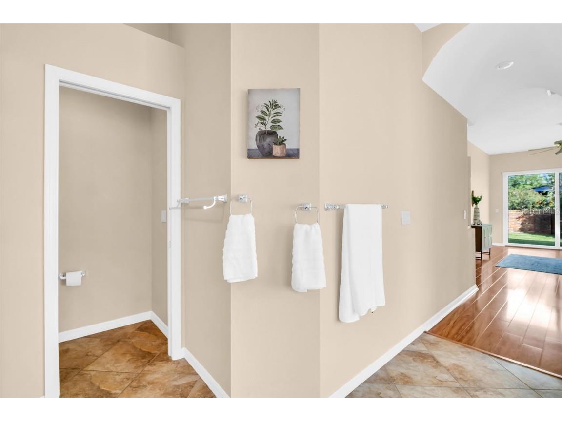 12302 Seabrook Drive Tampa FL 33626 TB8429947 image36