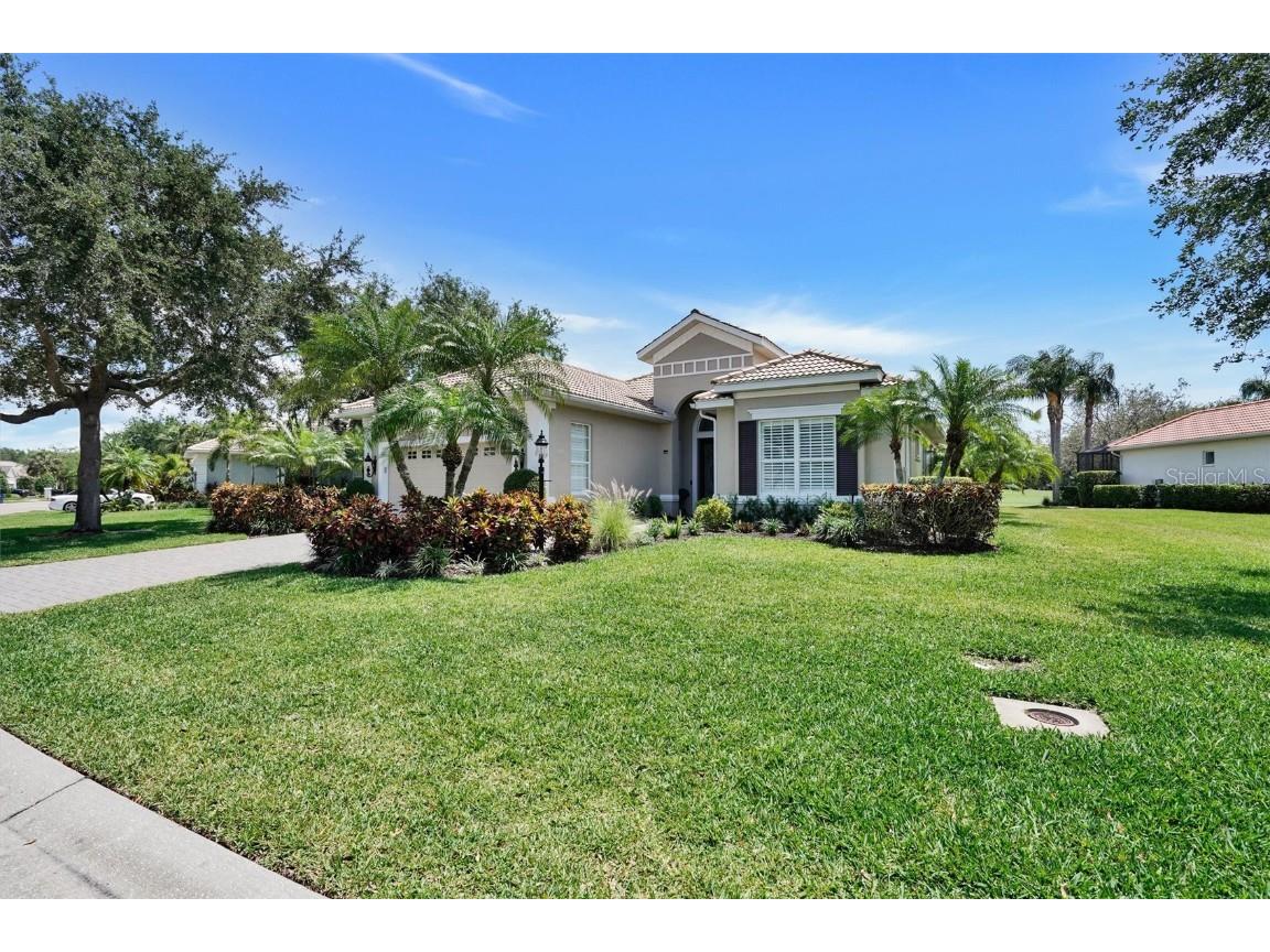 12302 Thornhill Court Lakewood Ranch FL 34202 A4594915 image1