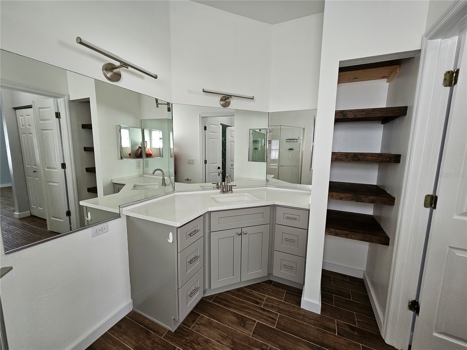 12303 Tall Pines Way Lakewood Ranch FL 34202 A4688913 image13
