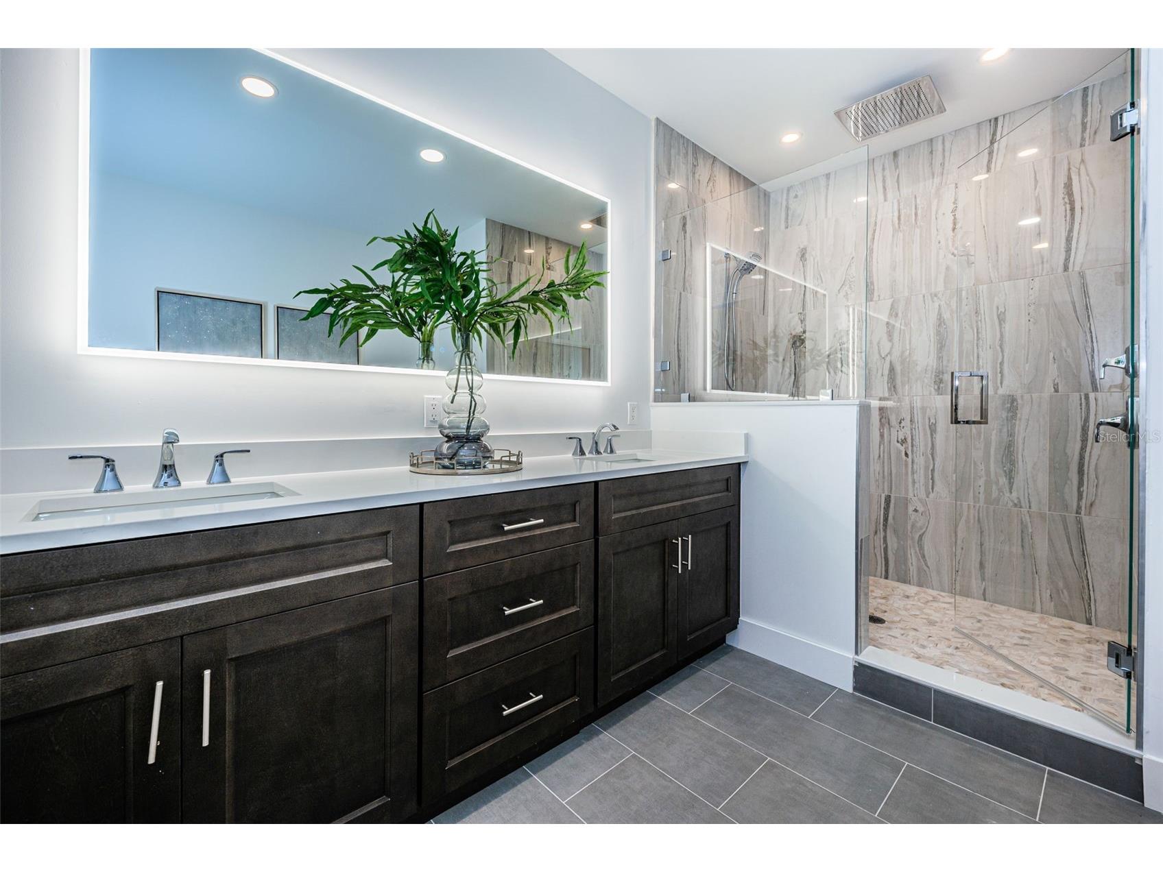 12305 3rd Street E #2 Treasure Island FL 33706 - BOCA CIEGA BAY U8232382 image37