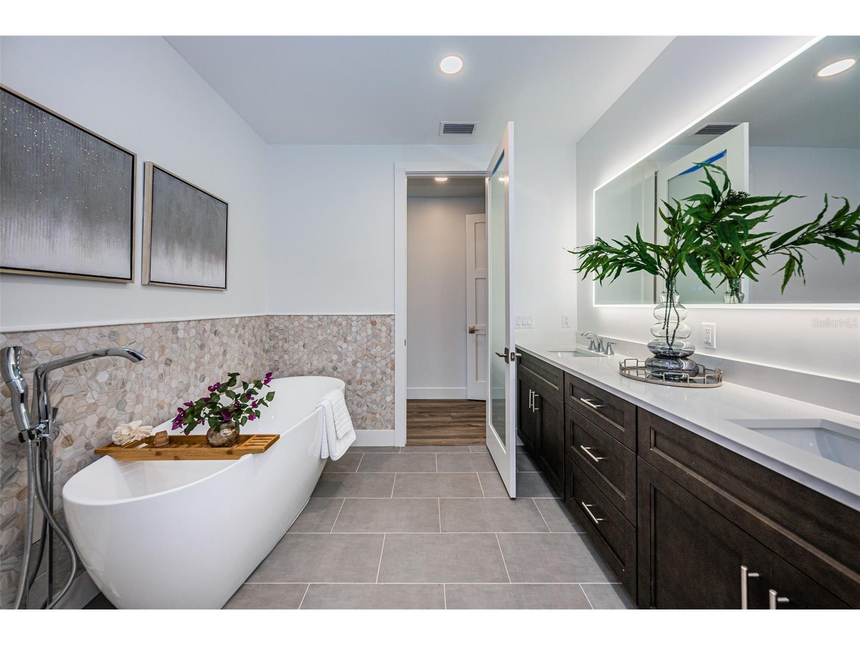 12305 3rd Street E #3 Treasure Island FL 33706 - BOCA CIEGA BAY U8232496 image43