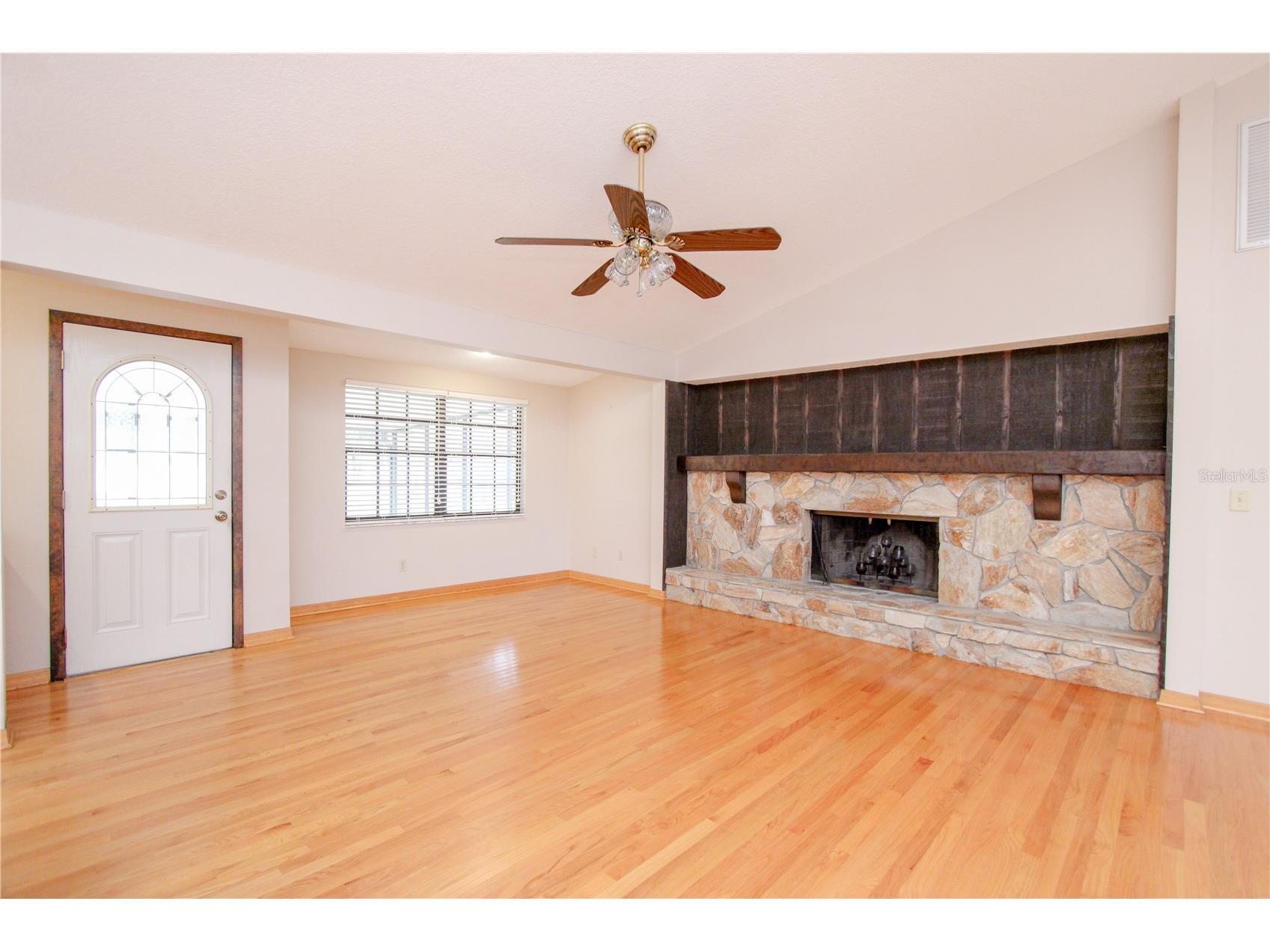 12305 Wexford Hills Road Riverview FL 33569 TB8519797 image10