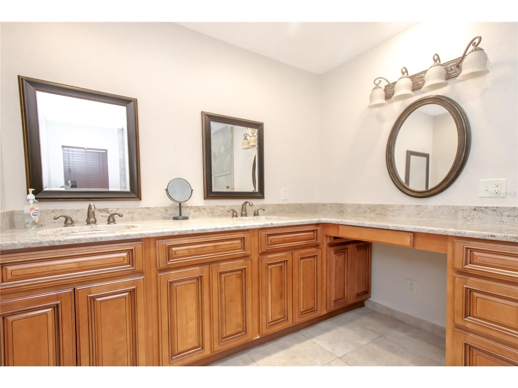 12305 Wexford Hills Road Riverview FL 33569 TB8519797 image17