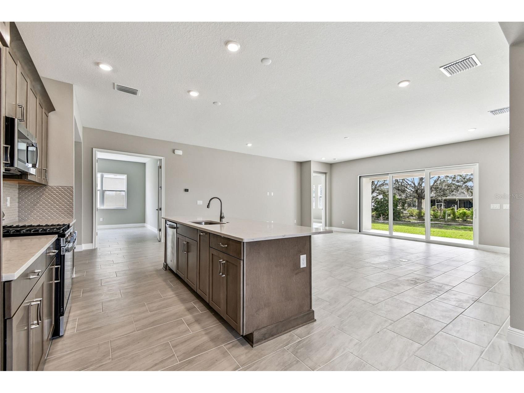 12305 White Blossom Court Parrish FL 34219 TB8438038 image6