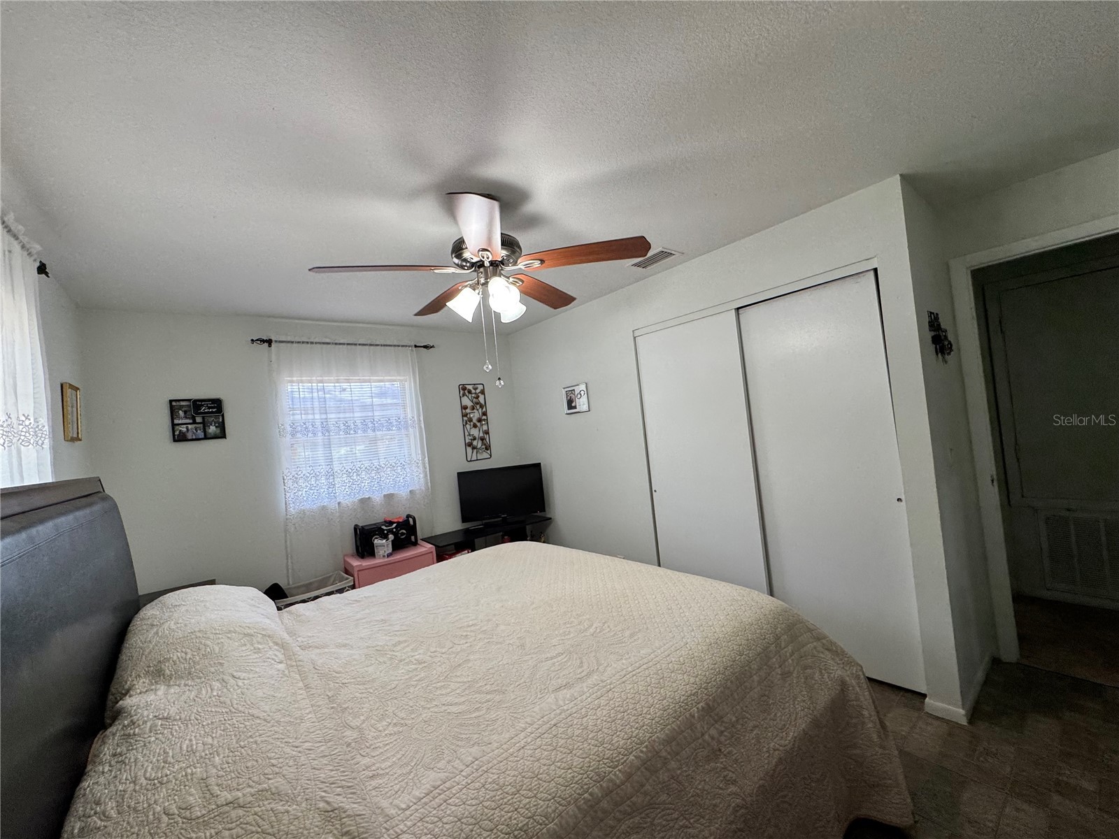 12309 Cambridge Avenue Tampa FL 33624 L4961776 image8