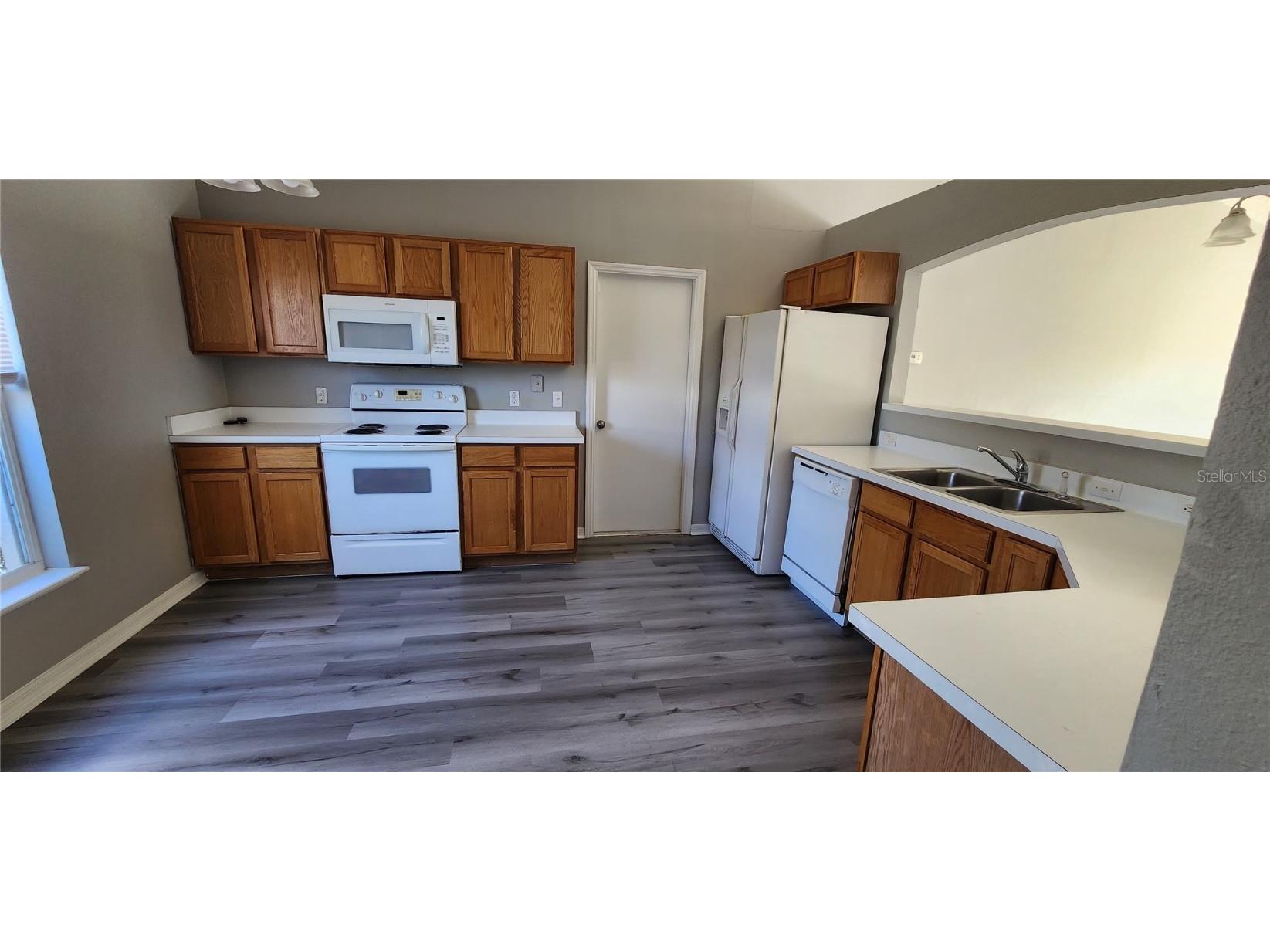 1231 Apopka Ln Kissimmee FL 34759 S5137755 image4