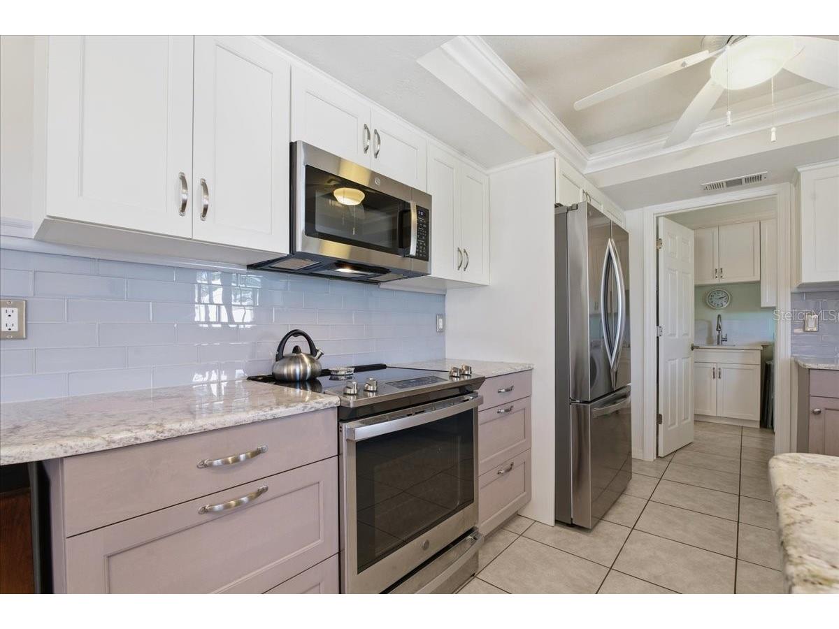 1231 Bayshore Drive Englewood FL 34223 - LEMON BAY/CANAL A4690455 image26