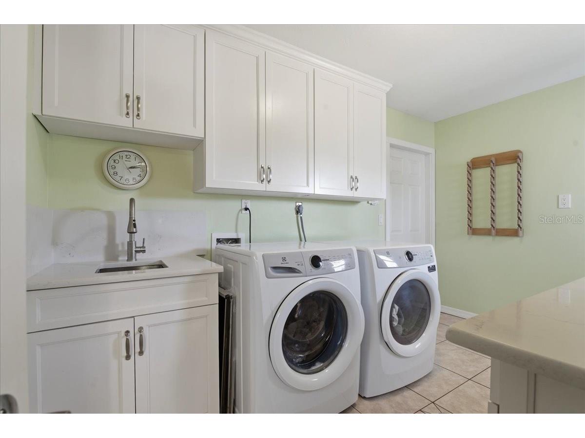 1231 Bayshore Drive Englewood FL 34223 - LEMON BAY/CANAL A4690455 image29