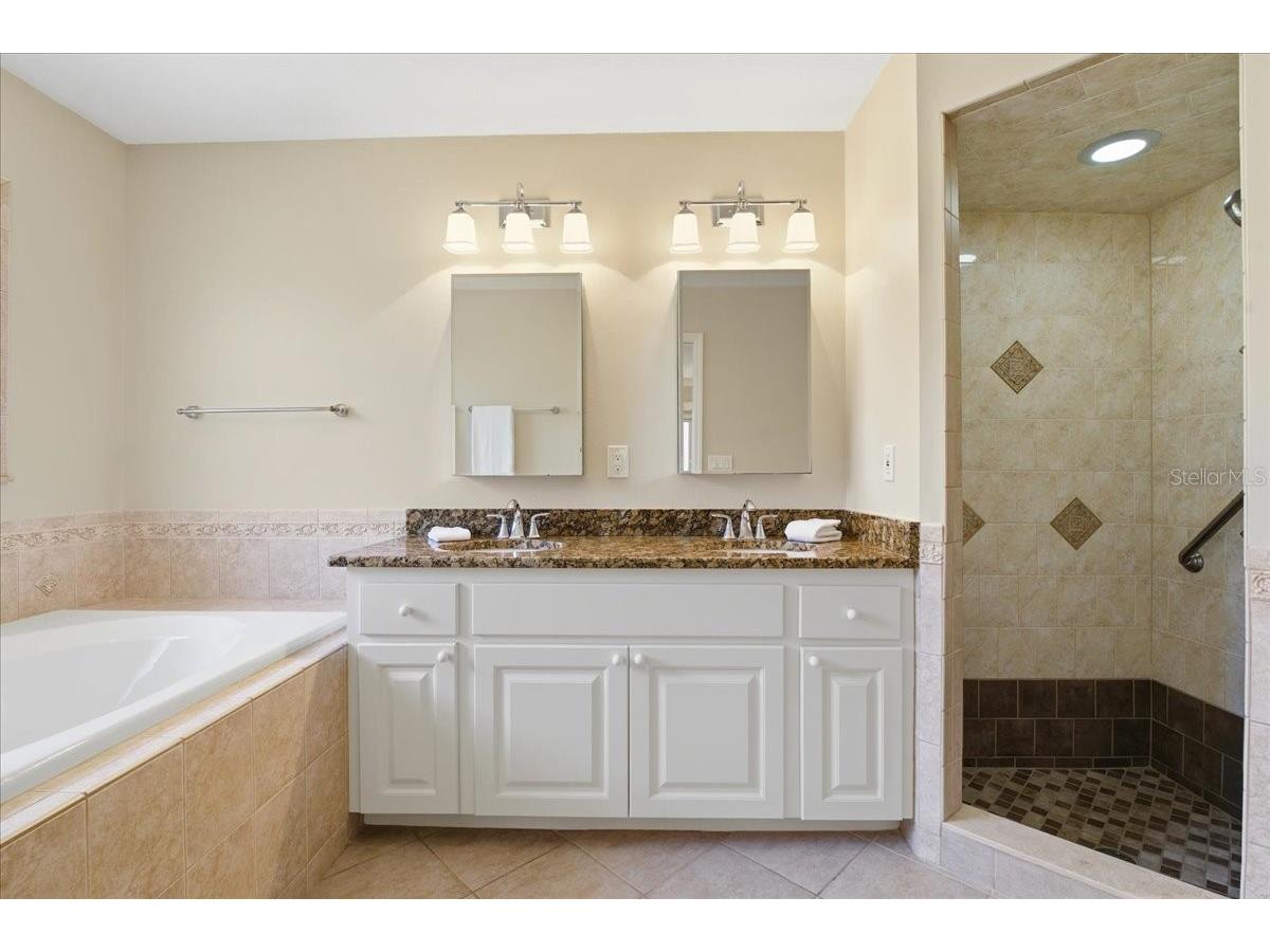 1231 Bayshore Drive Englewood FL 34223 - LEMON BAY/CANAL A4690455 image34