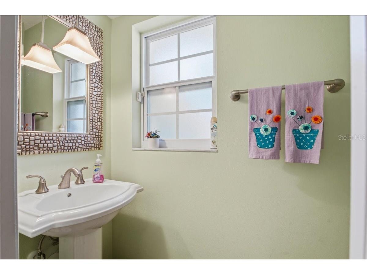 1231 Bayshore Drive Englewood FL 34223 - LEMON BAY/CANAL A4690455 image38