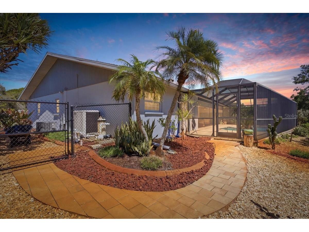 1231 Bayshore Drive Englewood FL 34223 - LEMON BAY/CANAL A4690455 image8