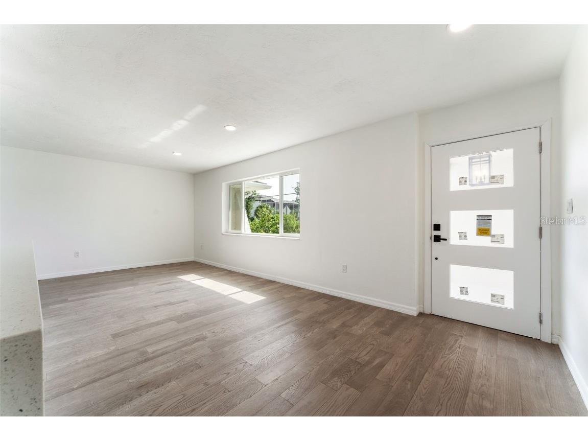 1231 Beacon Drive Port Charlotte FL 33952 C7519640 image4