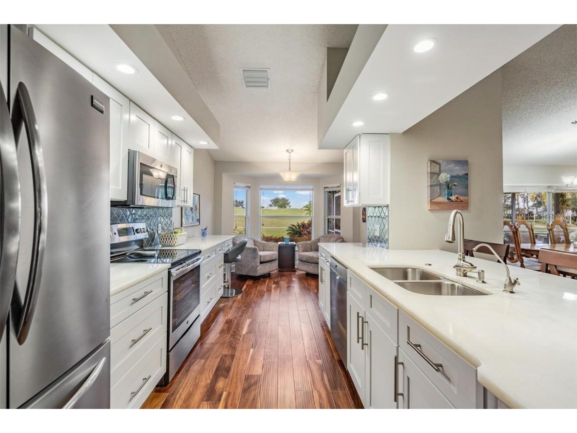 1231 Flora Vista Street Trinity FL 34655 W7879182 image7