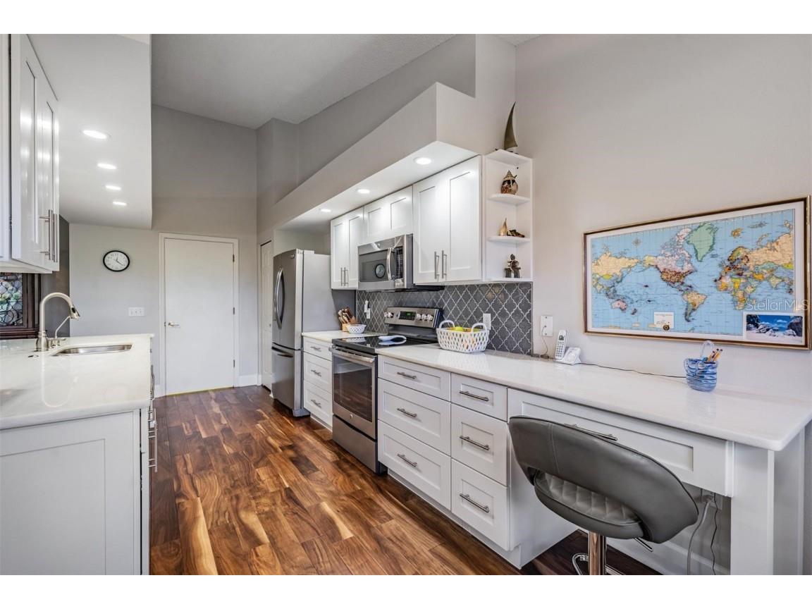 1231 Flora Vista Street Trinity FL 34655 W7879182 image8