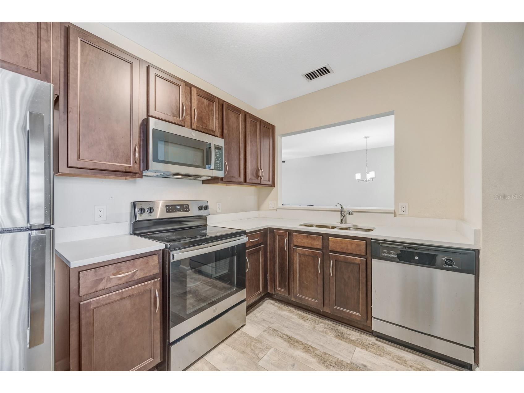 1231 Godavari Way E #202 Wesley Chapel FL 33543 TB8514152 image5