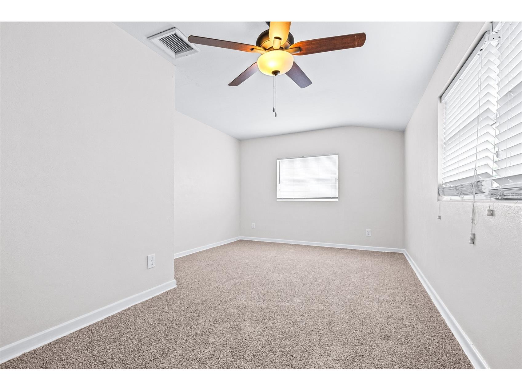 1231 Greenview Drive Lakeland FL 33805 TB8487786 image63