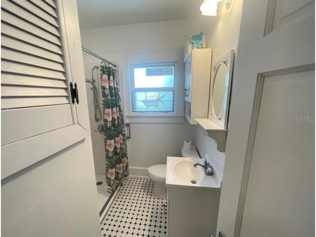 1231 Highland Street N Saint Petersburg FL 33701 TB8489598 image16
