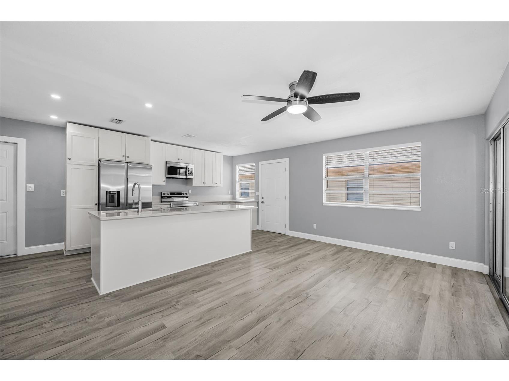 1231 Illinois Avenue Palm Harbor FL 34683 TB8503172 image5