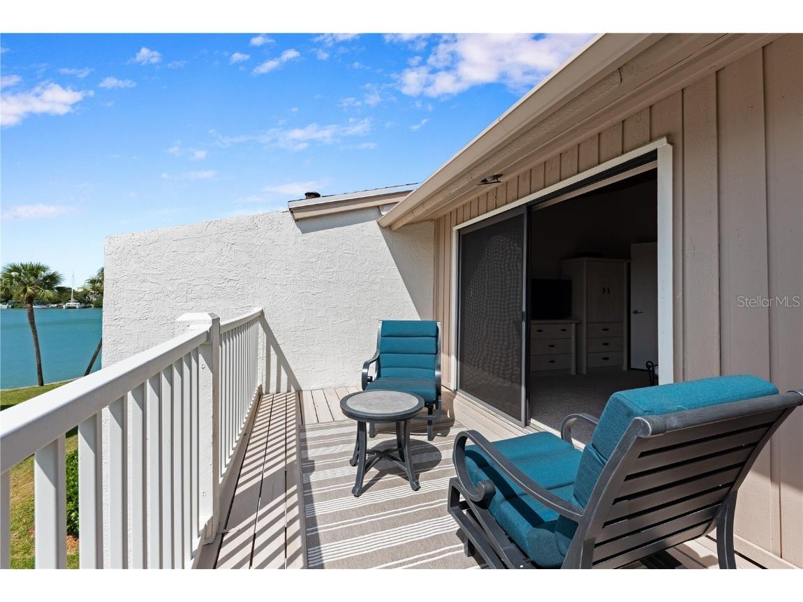 12310 Capri Circle N Treasure Island FL 33706 - GULF OF MEXICO U8125112 image1