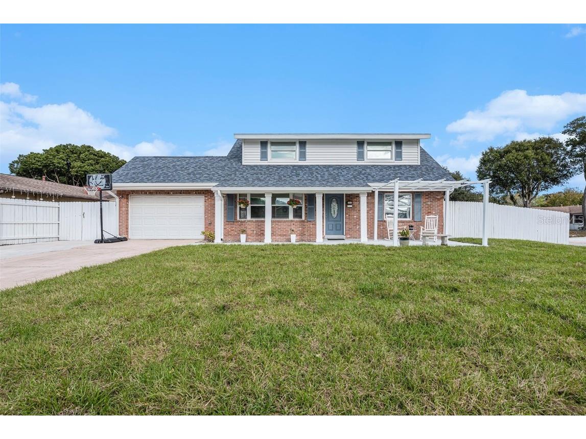 12311 Julia St Seminole FL 33772 U8224144 image1