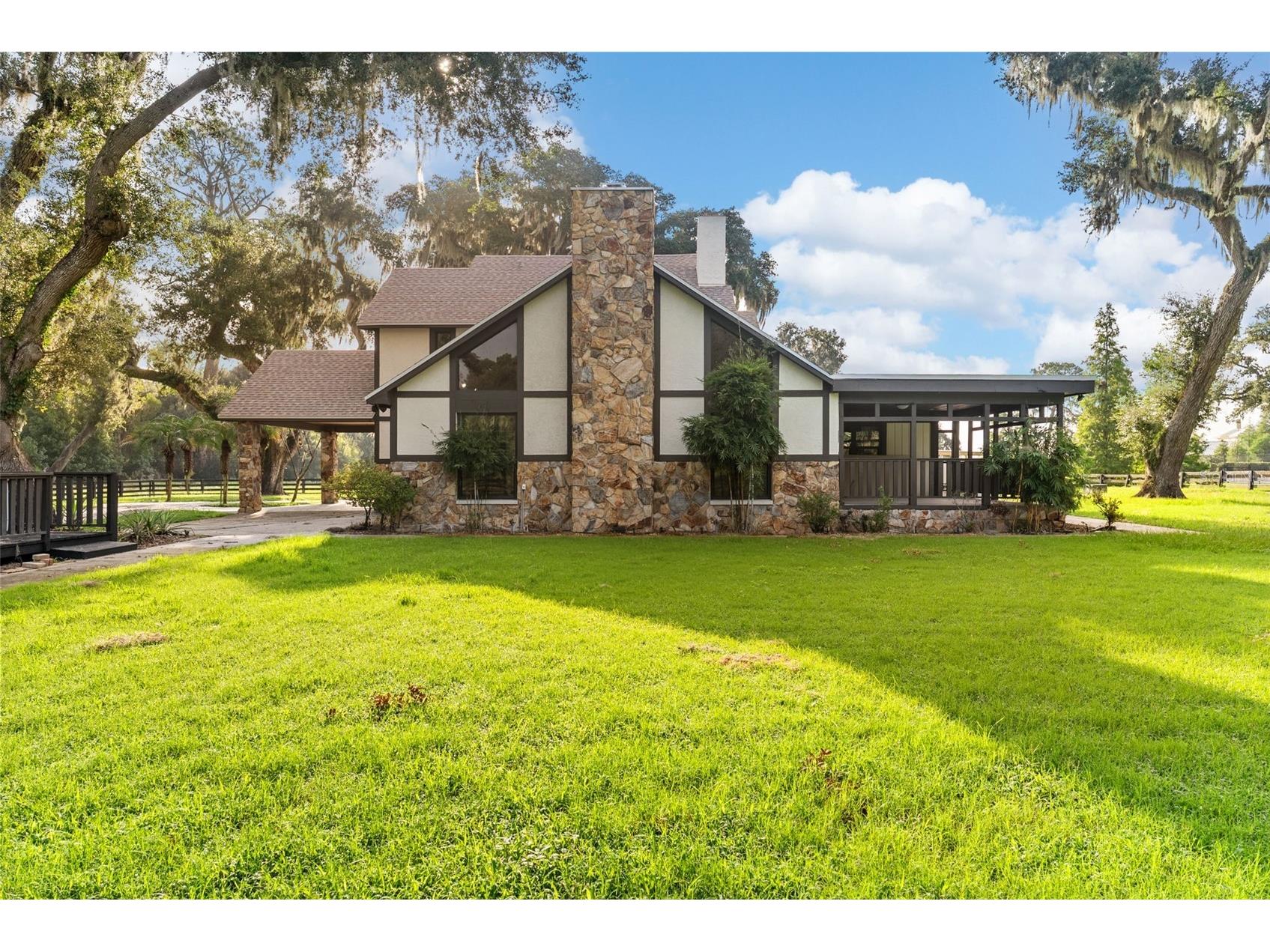 12311 Kelso Road Thonotosassa FL 33592 - LAKE THONOTOSASSA TB8523855 image1